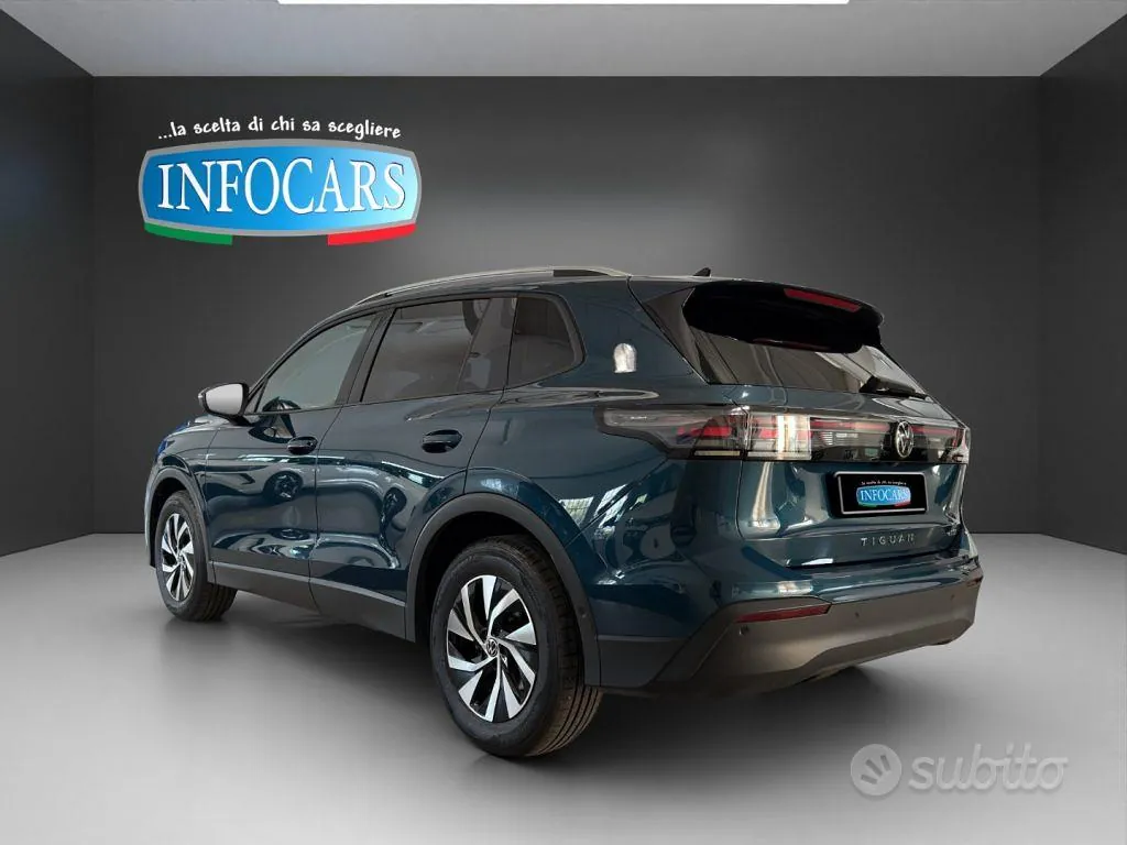 Volkswagen Tiguan 2025 photo 2