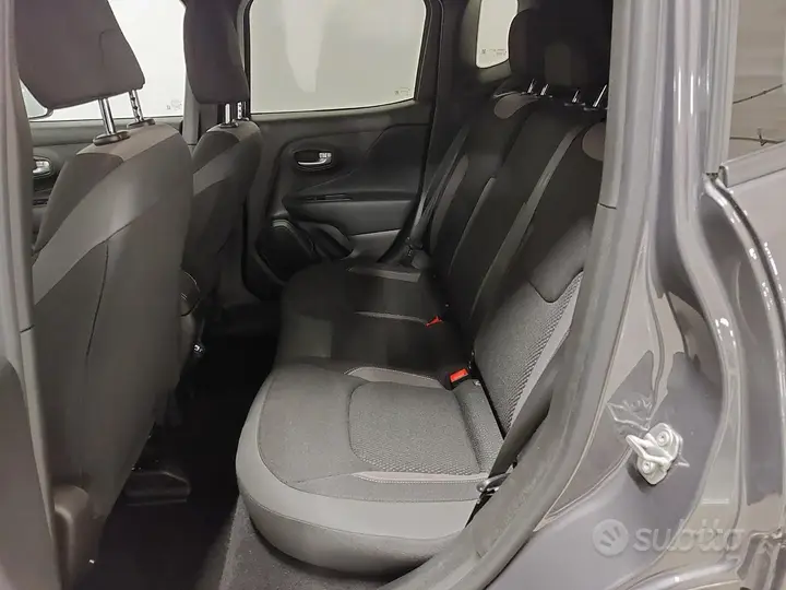 Jeep Renegade 2023 photo 4