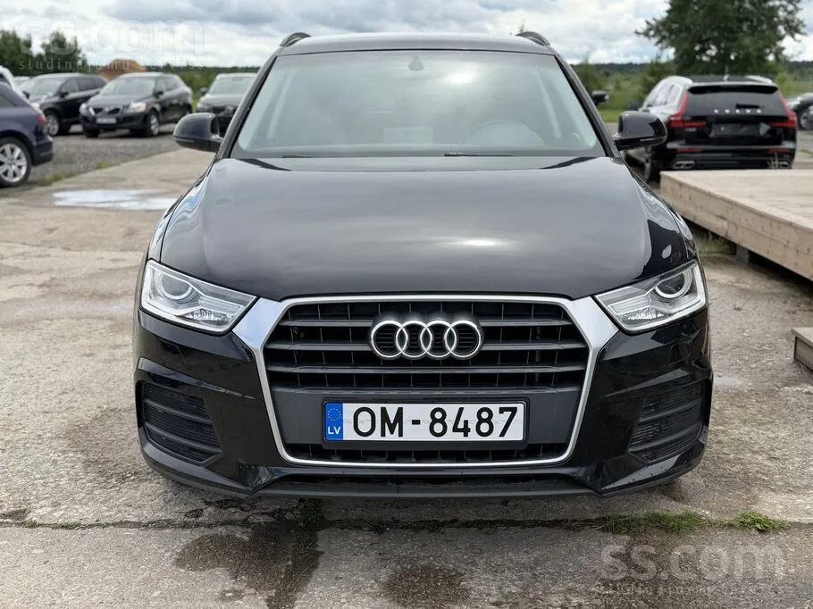 Audi Q3 2018 photo 2