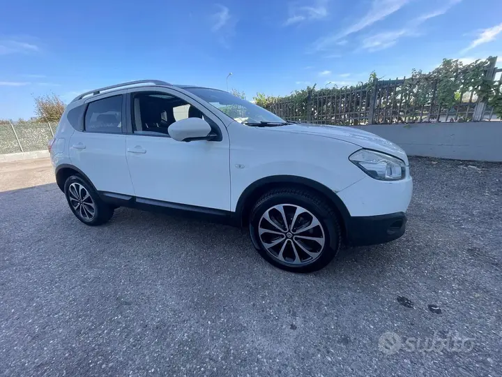 Nissan Qashqai 2013 photo 5