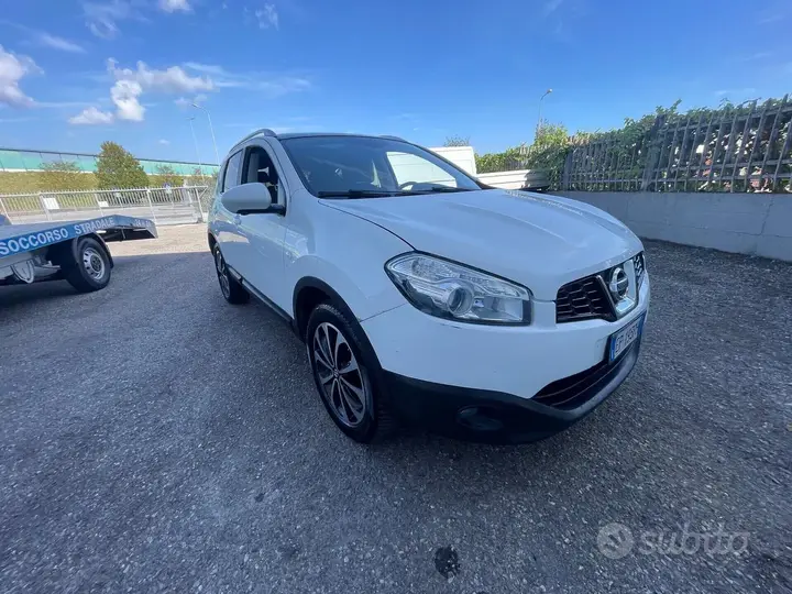 Nissan Qashqai 2013 photo 2