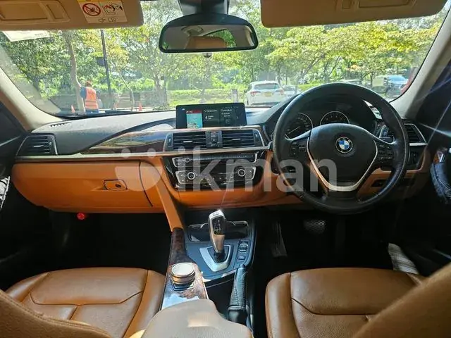 BMW 318I 2017 photo 4