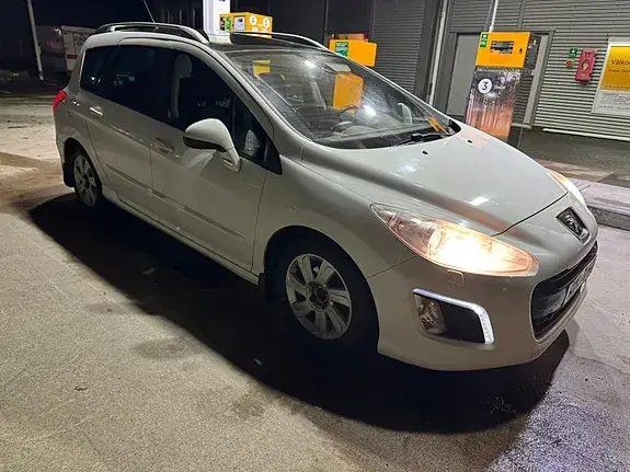 Peugeot 308 Sw 2012 photo 2