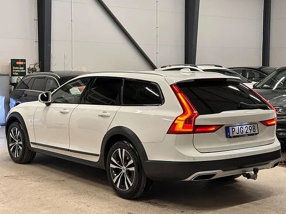 Volvo V90 Cross Country 2017 photo 5
