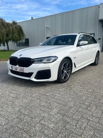 BMW 530E