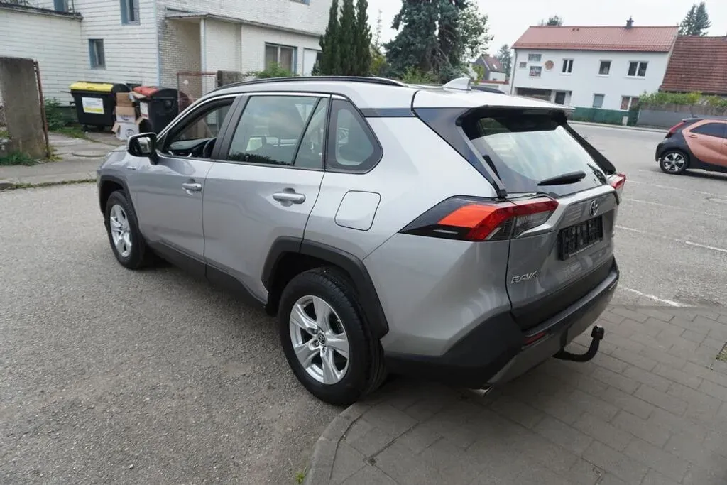 Toyota Rav4 2019 photo 3