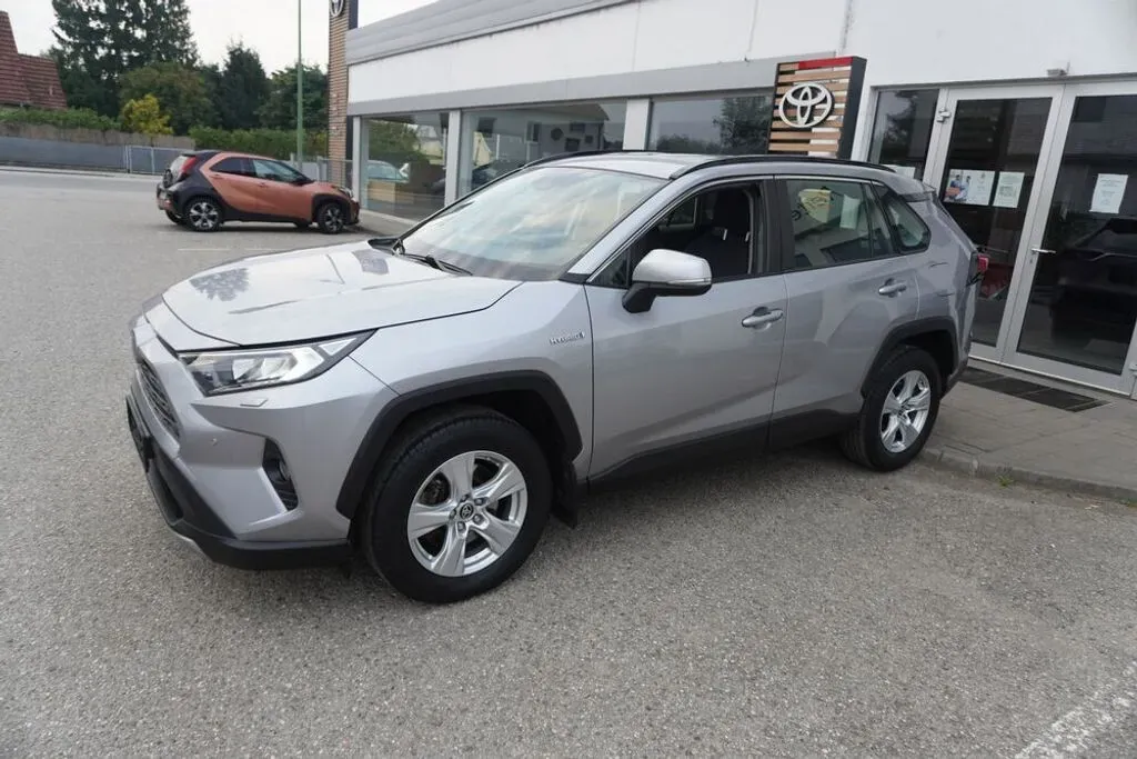 Toyota Rav4 2019 photo 2