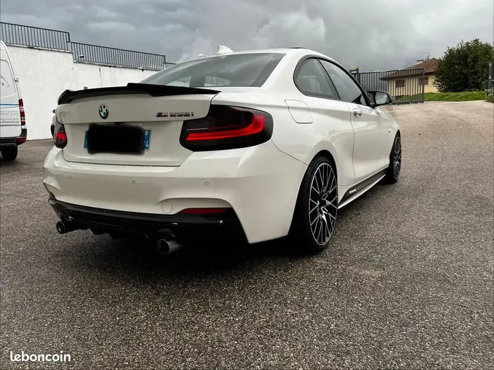 BMW M235I 2015 photo 2