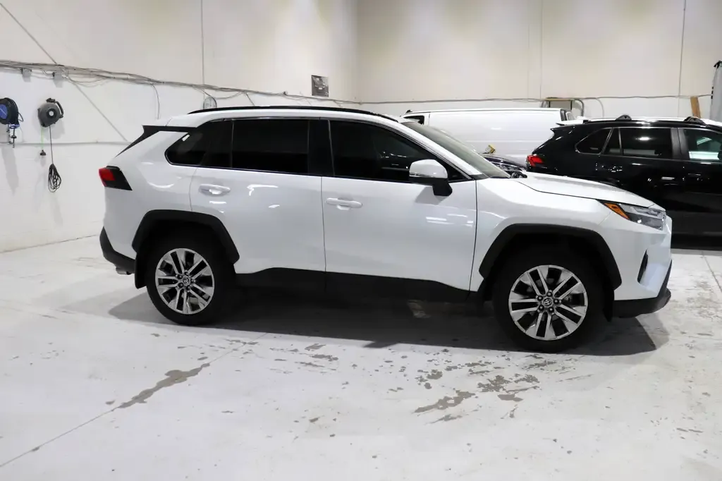 Toyota Rav4 2024 photo 5