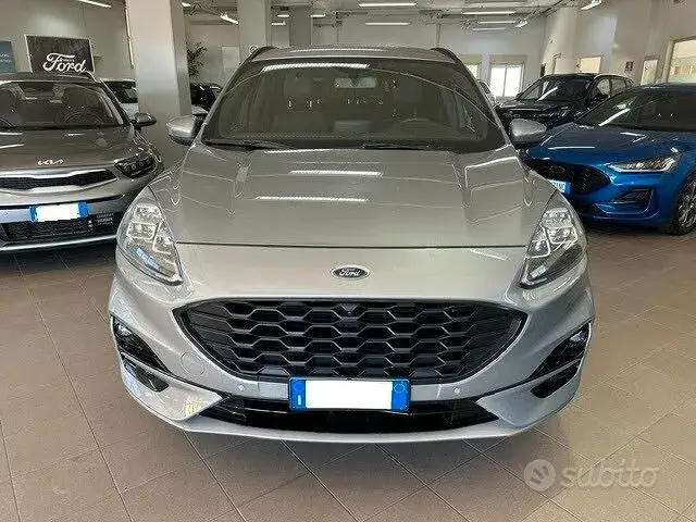 Ford Kuga 2023 photo 2