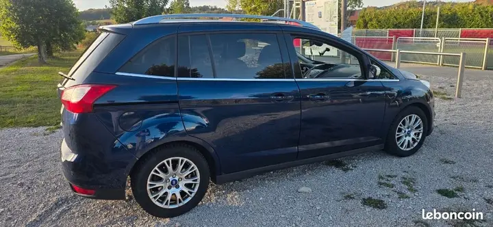 Ford Grand C-Max 2011 photo 2