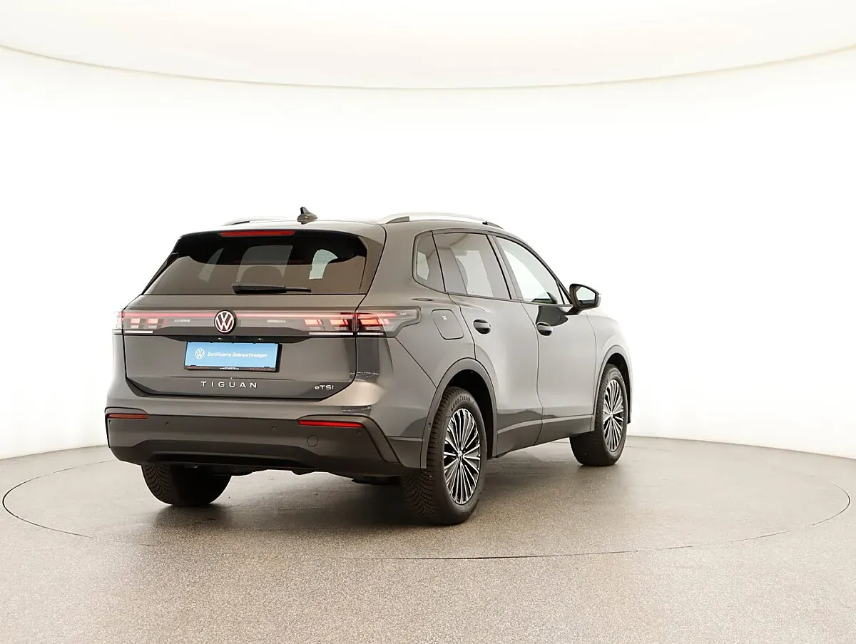 Volkswagen Tiguan 2025 photo 3