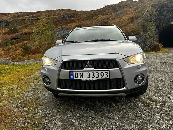 Mitsubishi Outlander 2010 photo 4