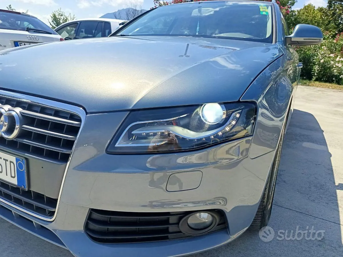 Audi A4 2009 photo 3