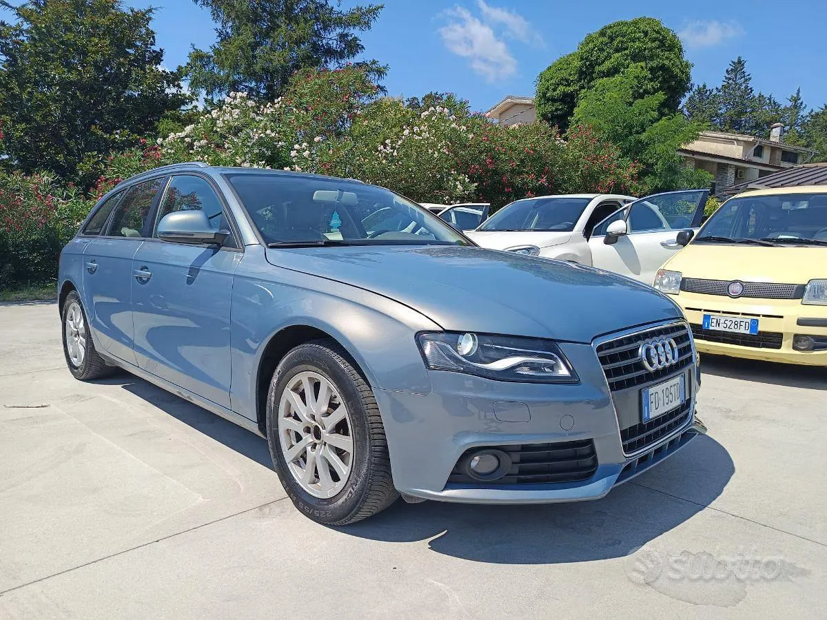 Audi A4 2009 photo 5