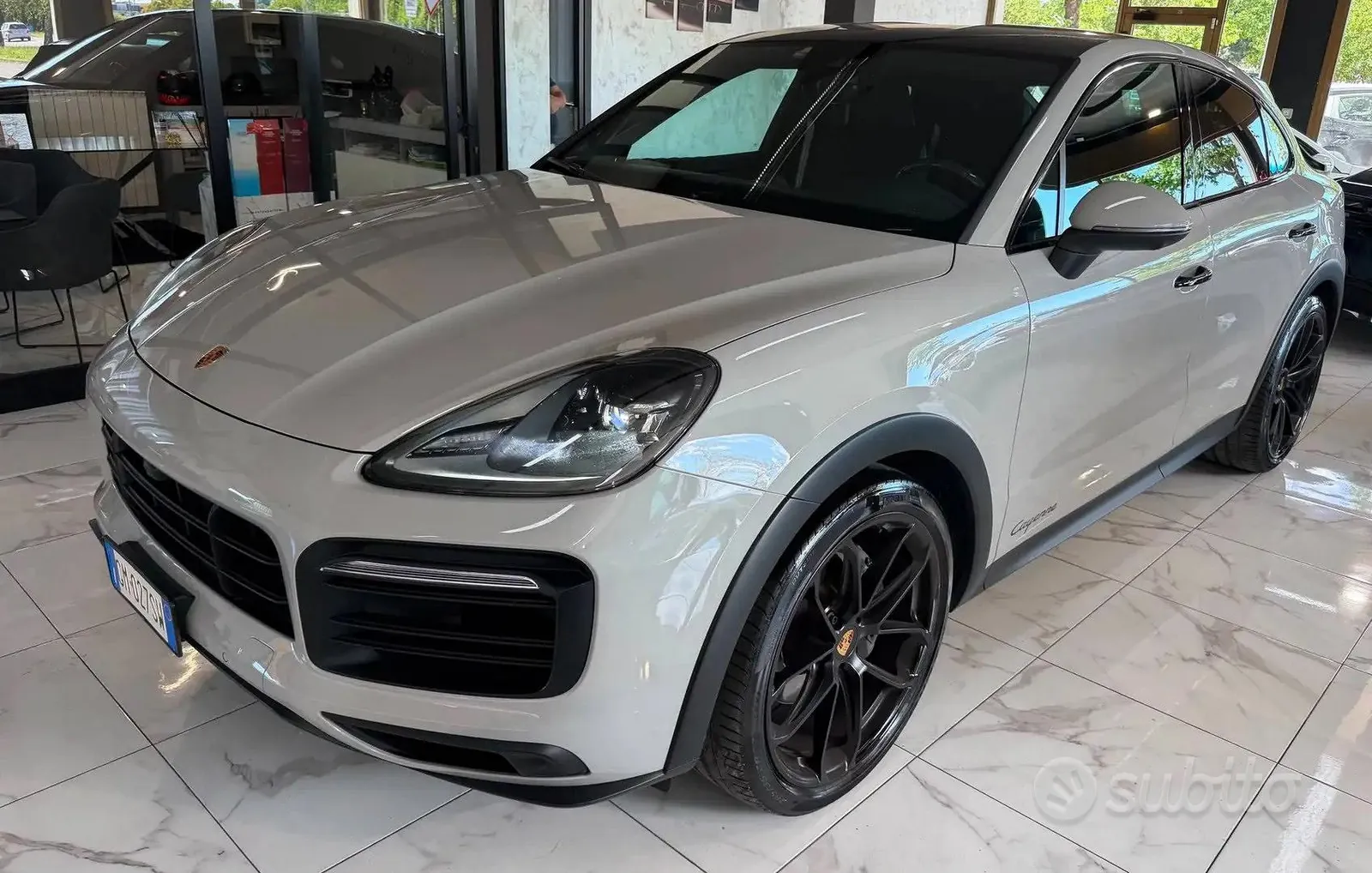 Porsche Cayenne 2023 photo 3