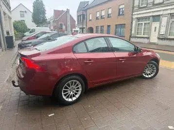 Volvo S60 2011 photo 4