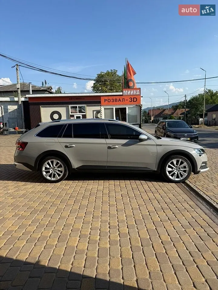 Skoda Superb 2020 photo 4