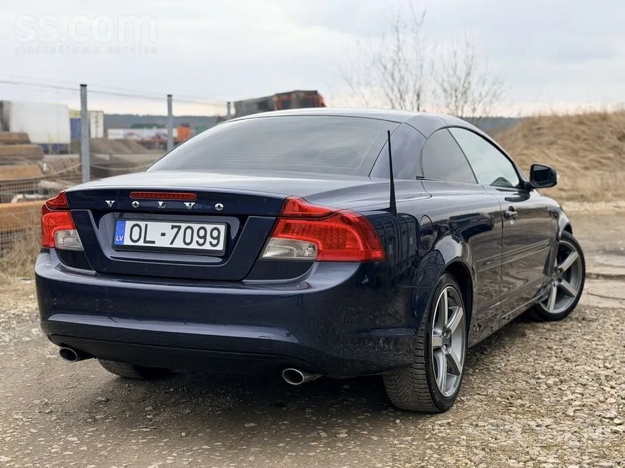Volvo C70 2012 photo 4