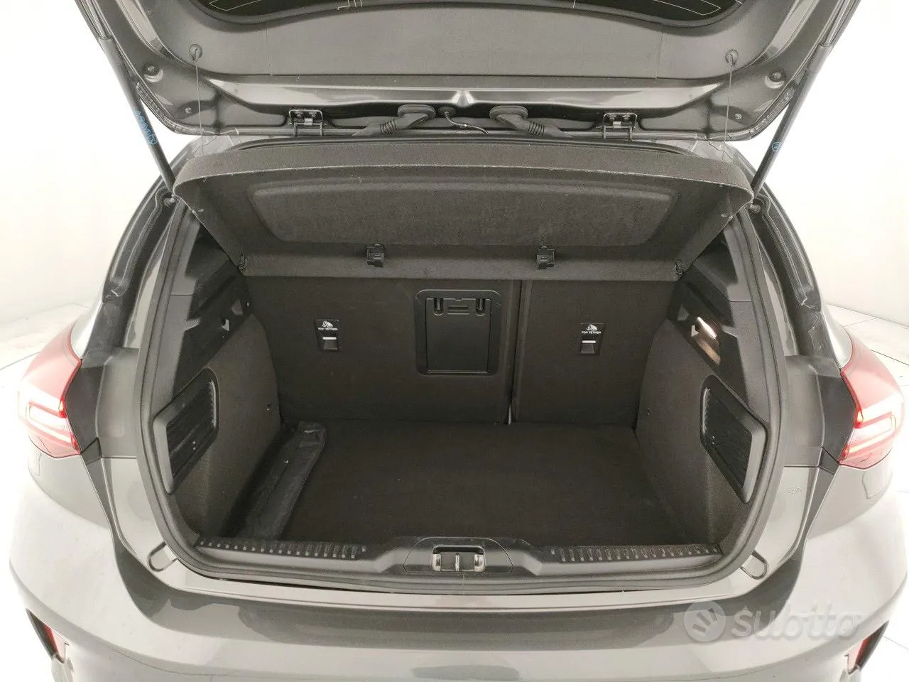 Ford Focus 2022 photo 4