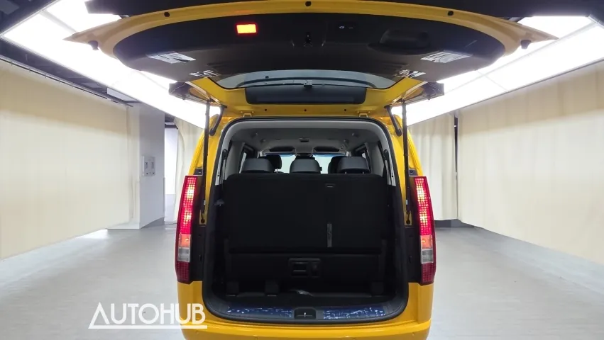 Hyundai Staria 2026 photo 4