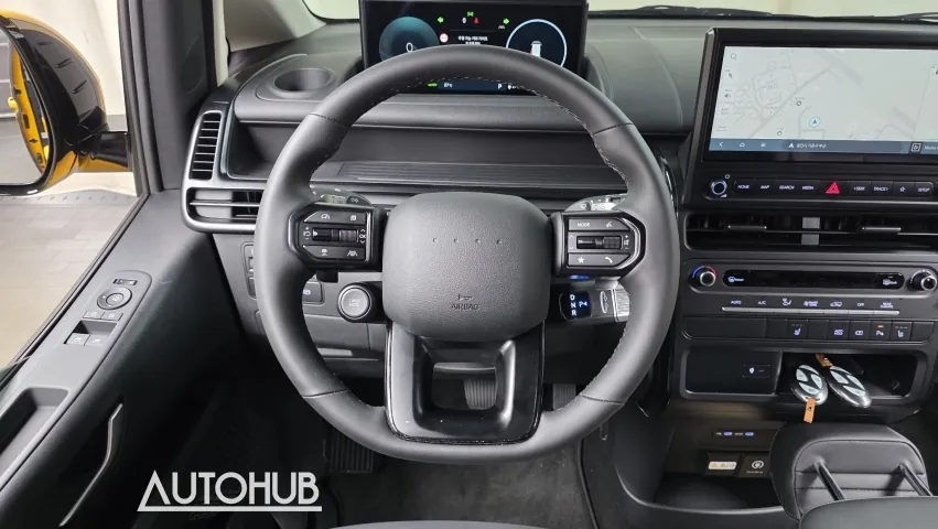 Hyundai Staria 2026 photo 2