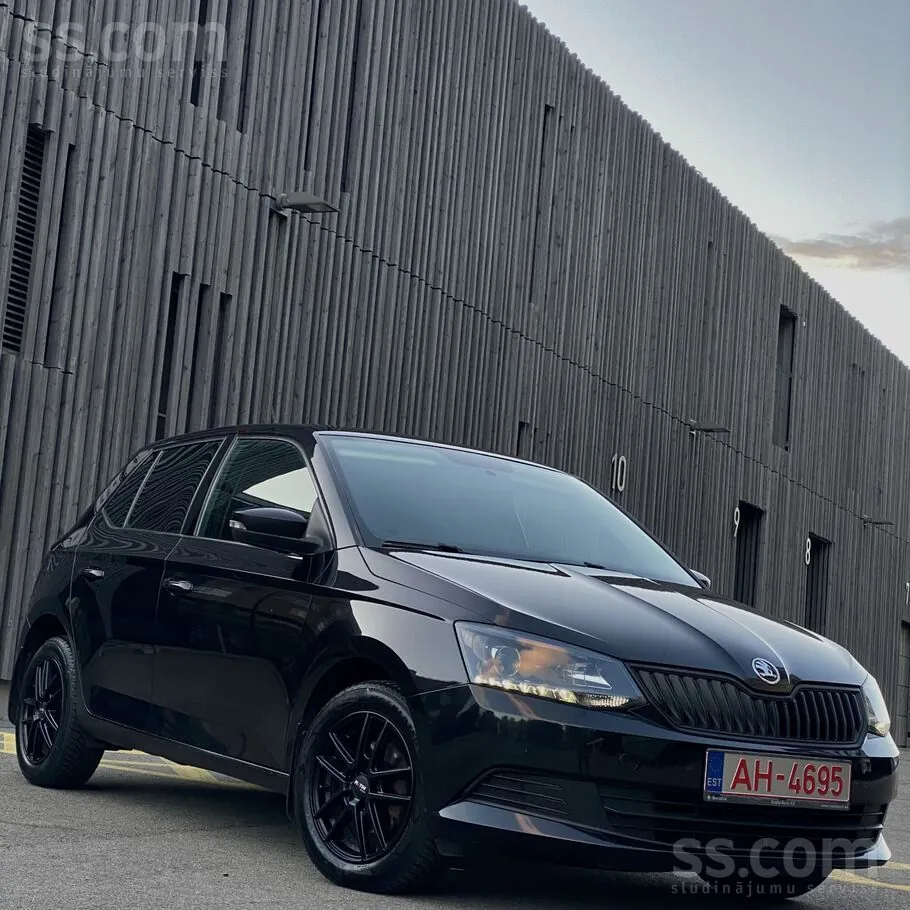 Skoda Fabia 2015 photo 4