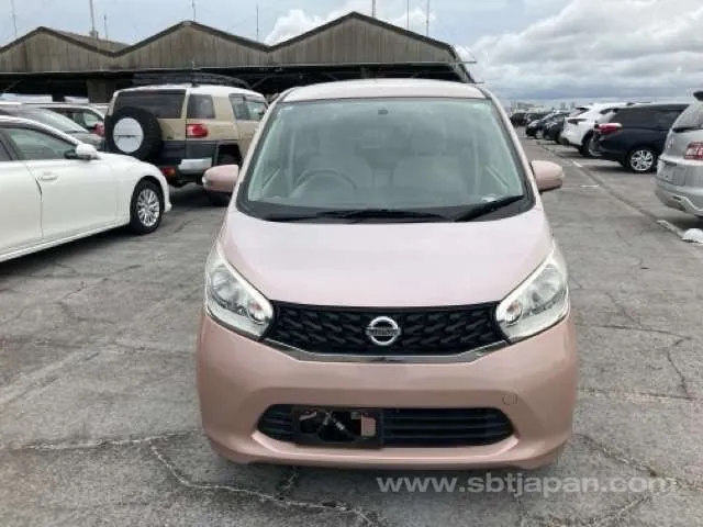 Nissan Dayz 2013 photo 5
