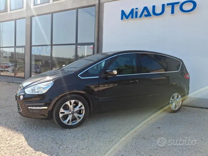 Ford S-Max 2012 photo 2