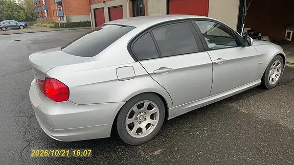 BMW 320D 2011 photo 5
