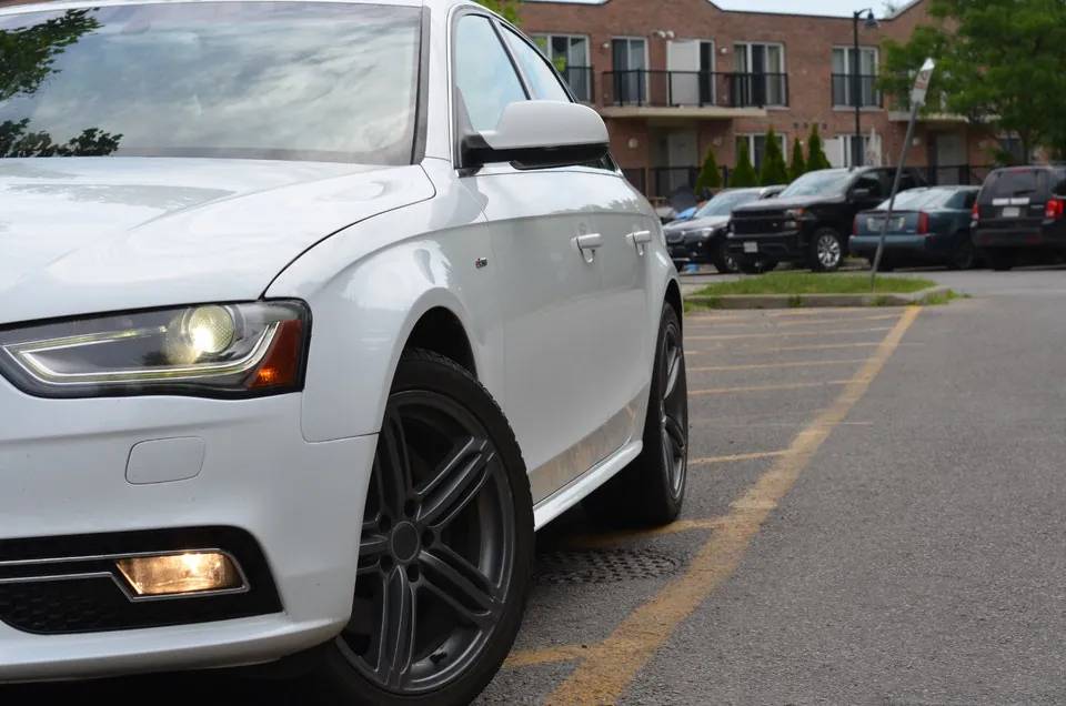 Audi A4 2015 photo 5
