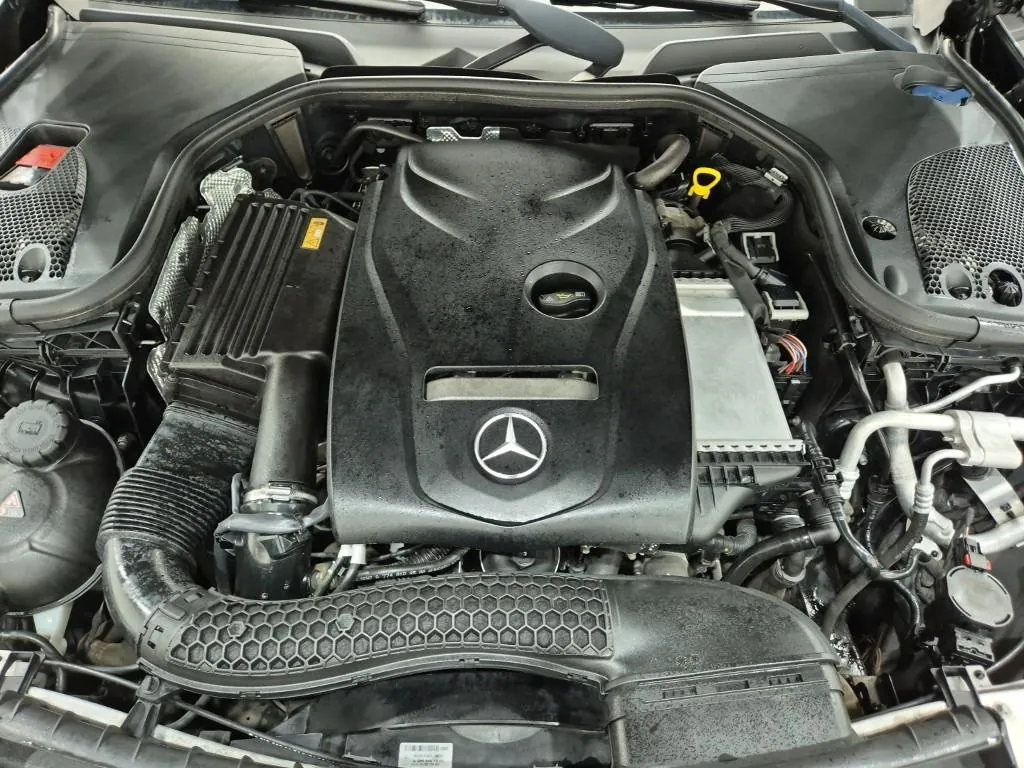 Mercedes-Benz E-Class 2017 photo 5