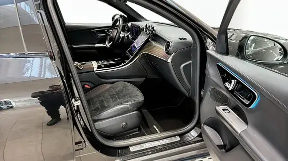 Mercedes-Benz Glc300 E 2024 photo 3