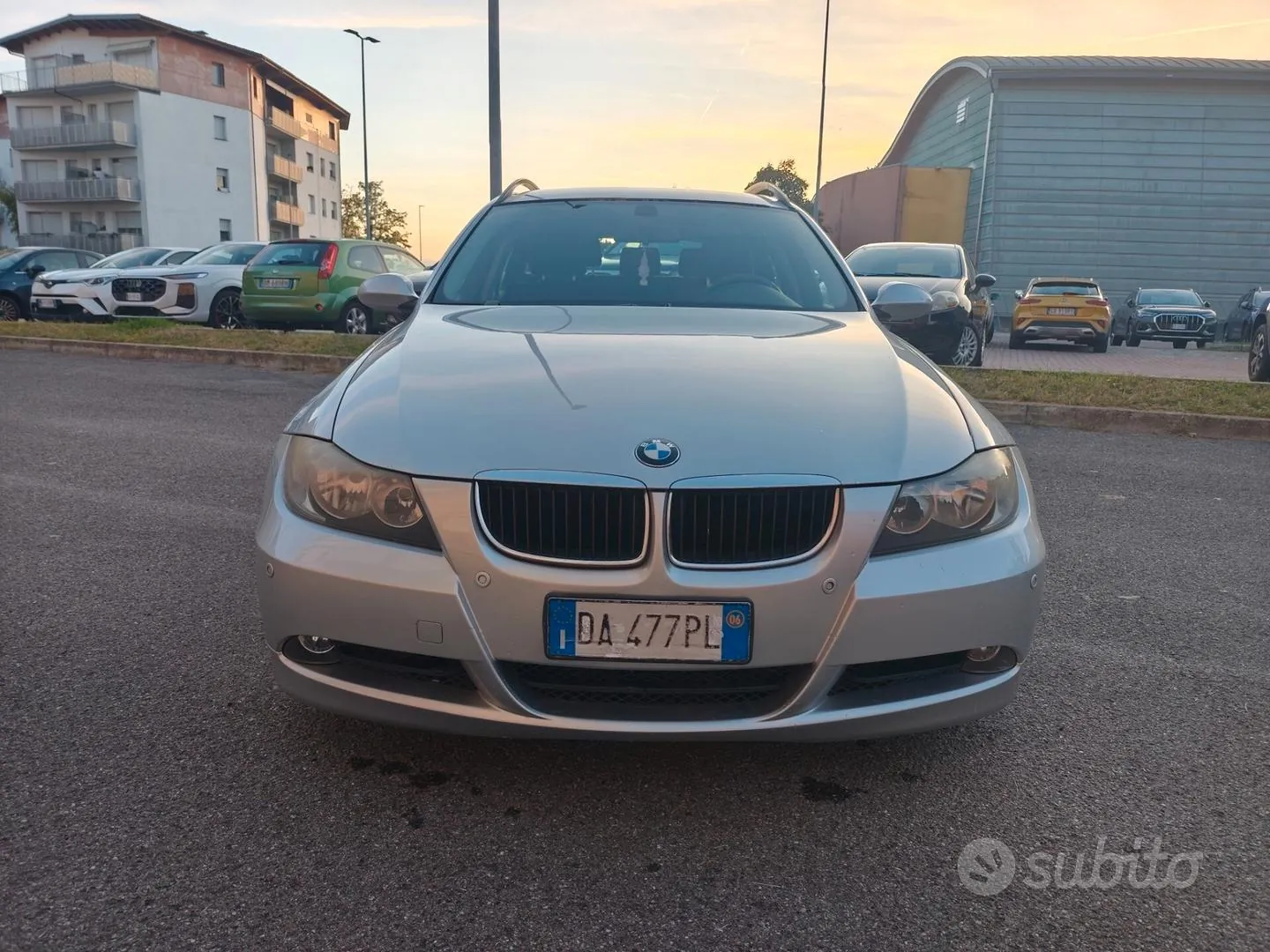 BMW 320D 2006 photo 2
