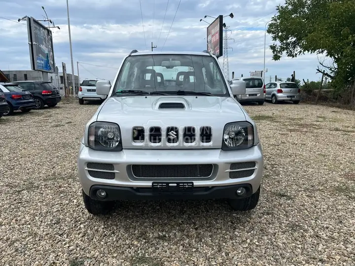 Suzuki Jimny 2008 photo 2
