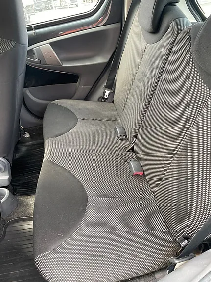Toyota Aygo 2010 photo 2