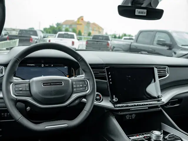 Jeep Grand Wagoneer 2026 photo 3