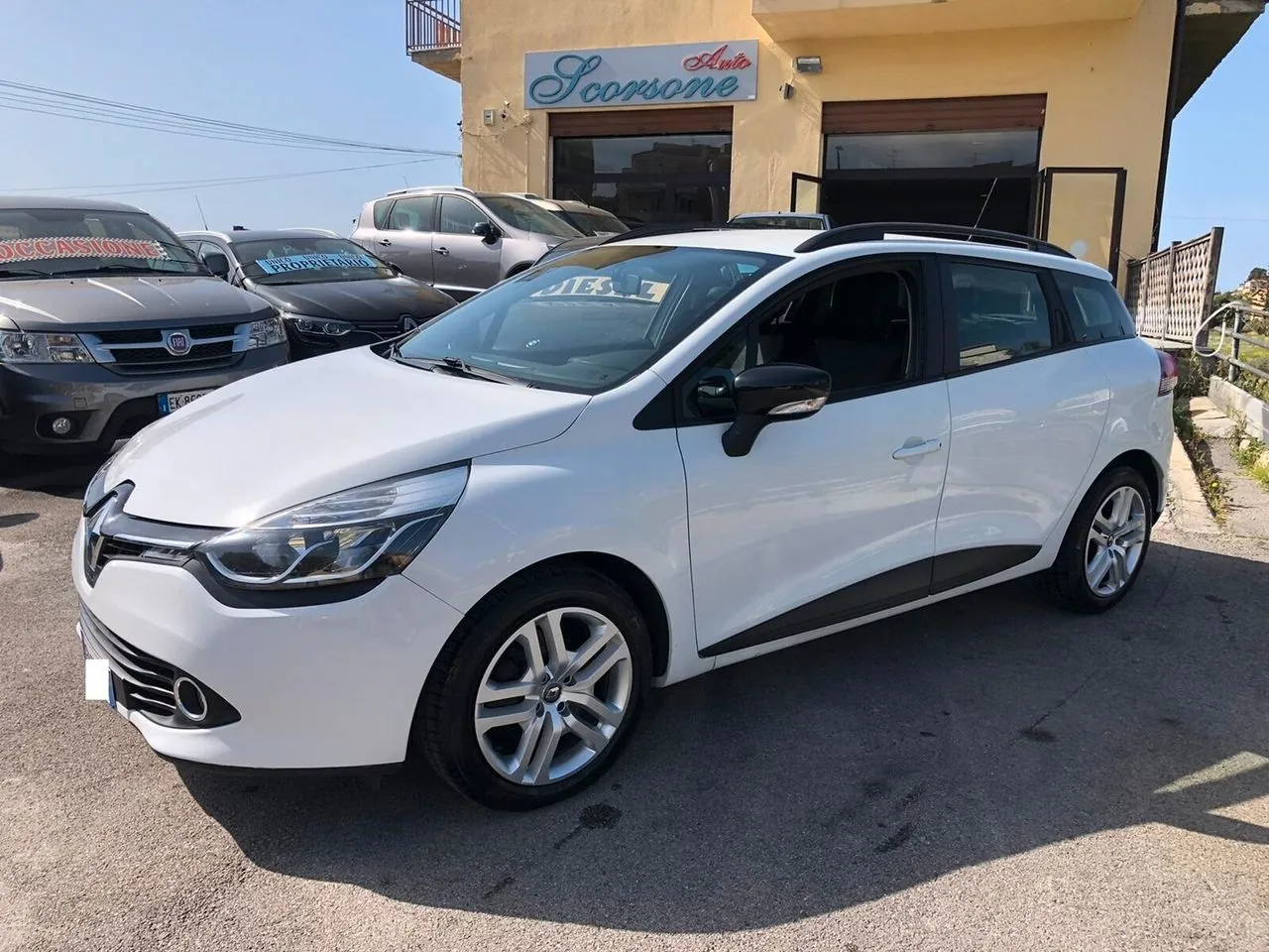 Renault Clio 2019 photo 2