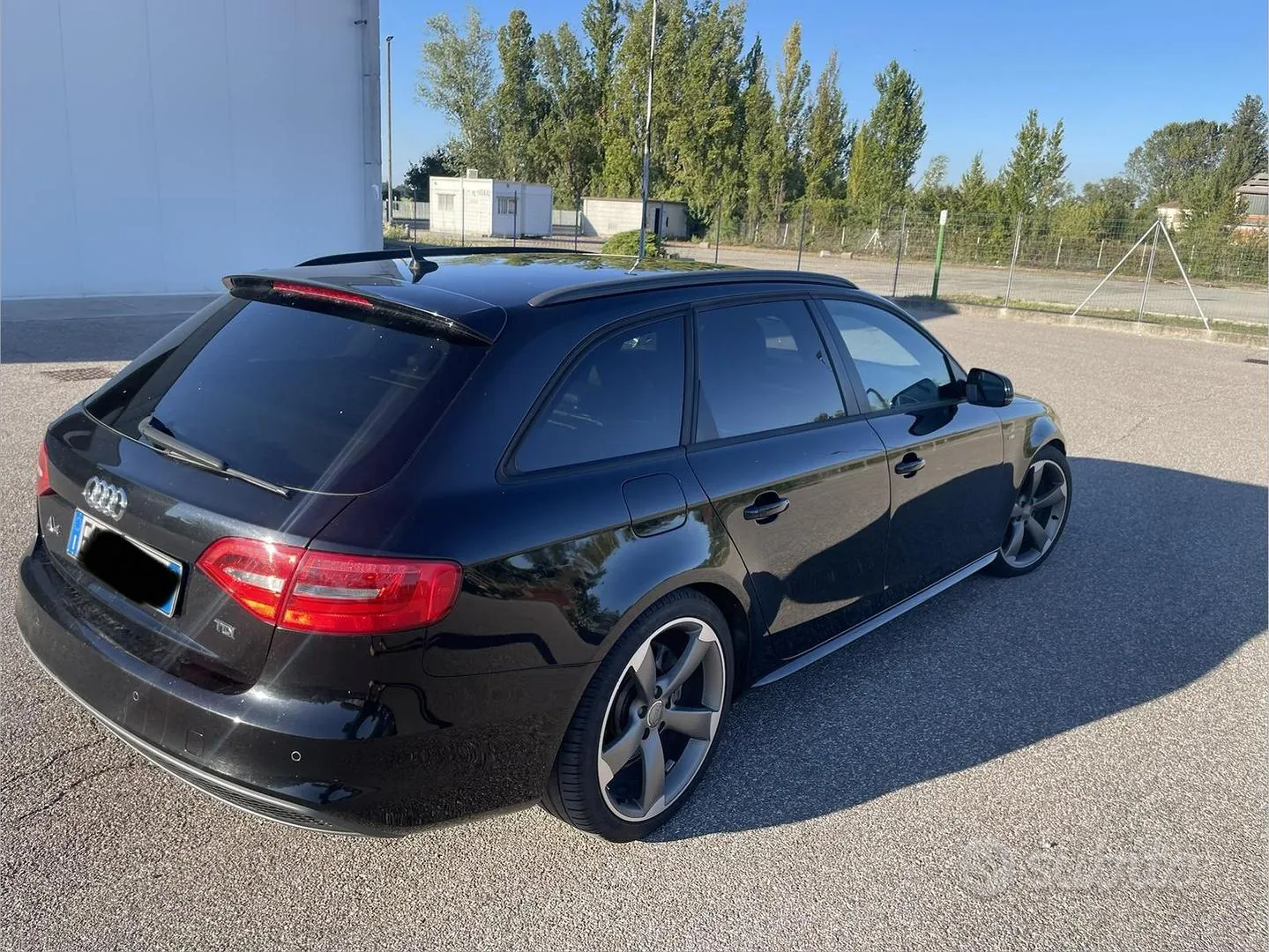 Audi A4 2013 photo 3
