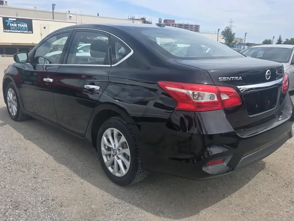 Nissan Sentra 2016 photo 4