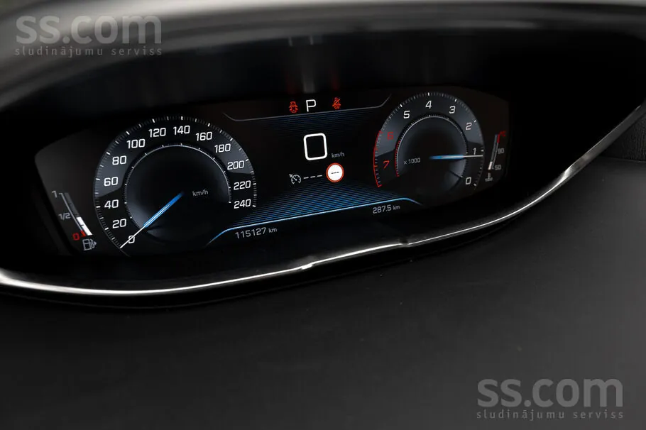 Peugeot 5008 2019 photo 2