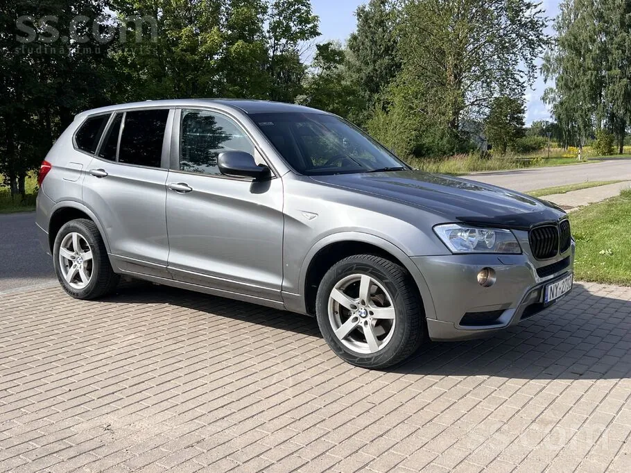 BMW X3 2012 photo 3