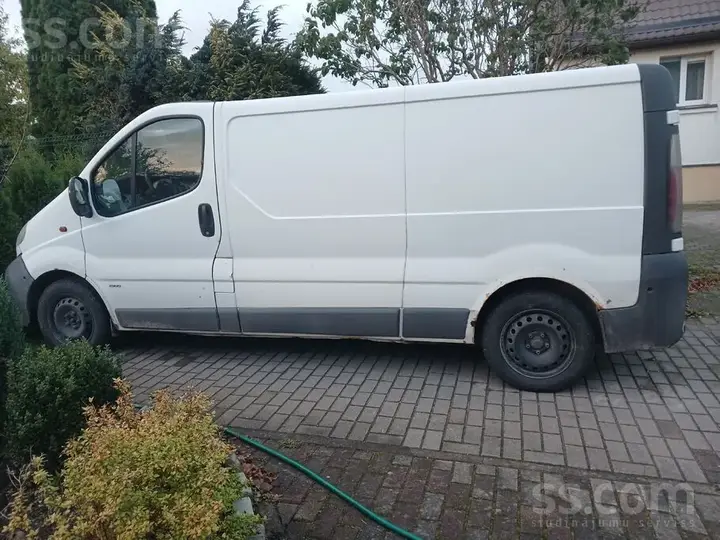 Opel Vivaro 2003 photo 4