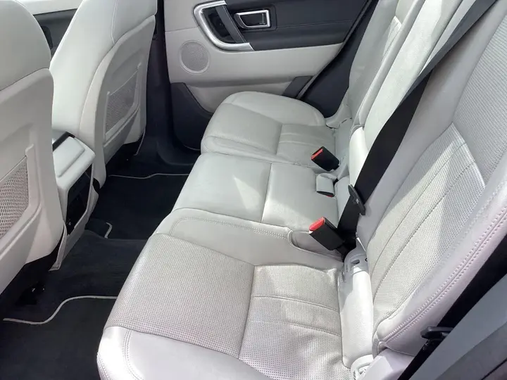 Land Rover Discovery Sport 2015 photo 5