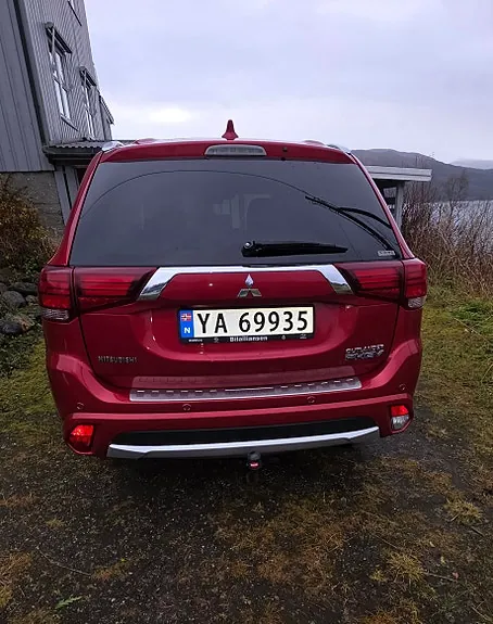 Mitsubishi Outlander 2018 photo 3