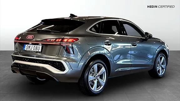 Audi Q3 2026 photo 2