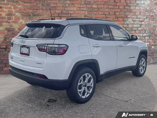 Jeep Compass 2026 photo 5