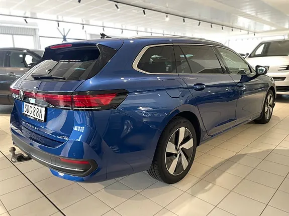 Volkswagen Passat 2025 photo 4