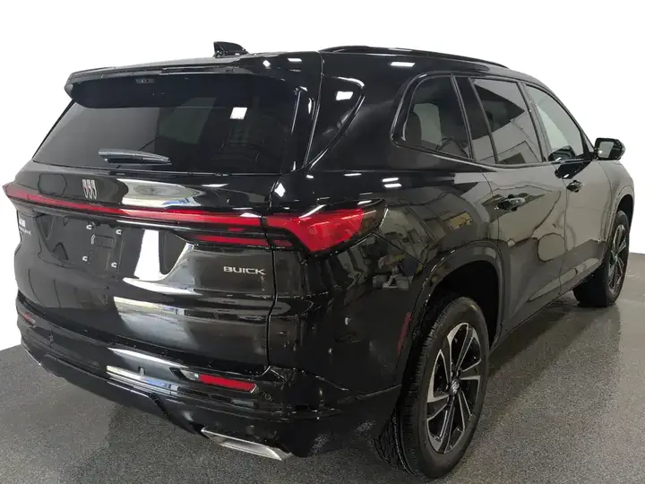 Buick Enclave 2027 photo 3