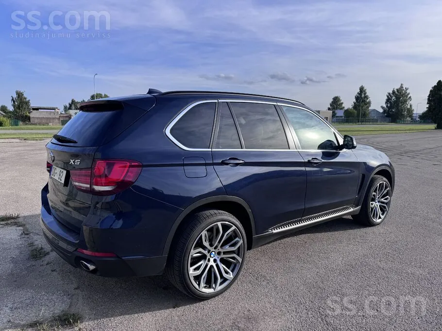 BMW X5 2015 photo 4